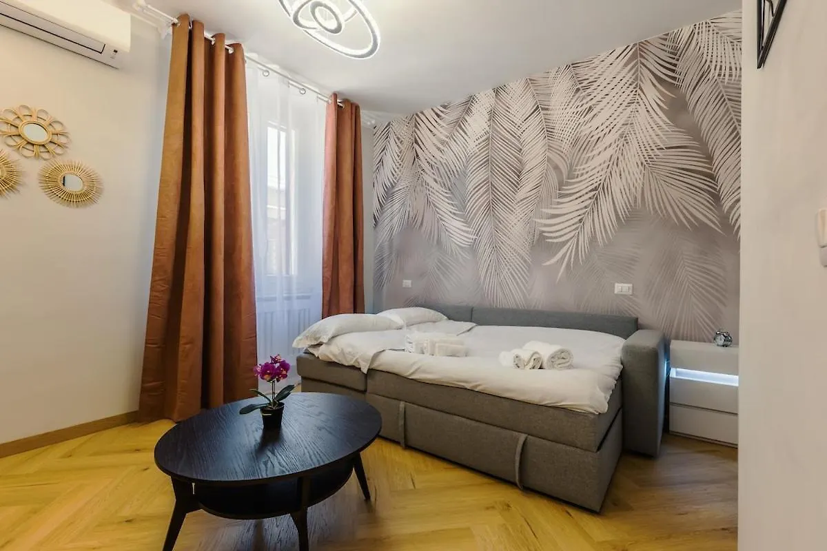Hadrian'S House Apartment Rome